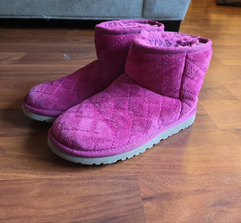 UGG Kids Quilted Fleece-Lined Slippers in Berry